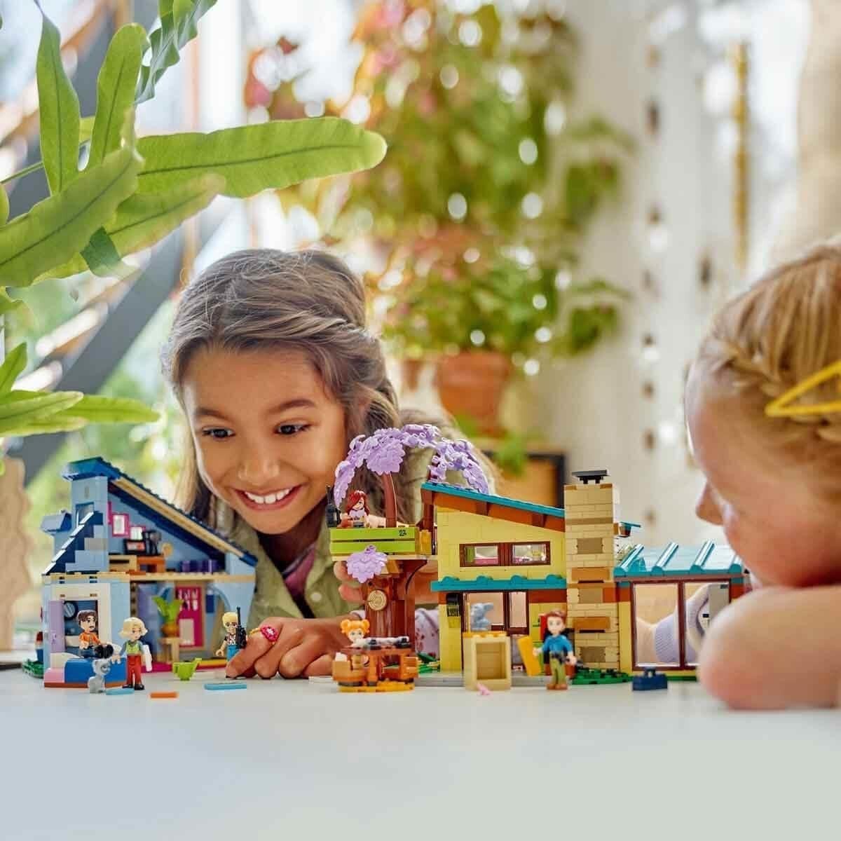 LEGO Friends Les maisons familiales d’Olly et de Paisley 42620 / Jouet NOEL